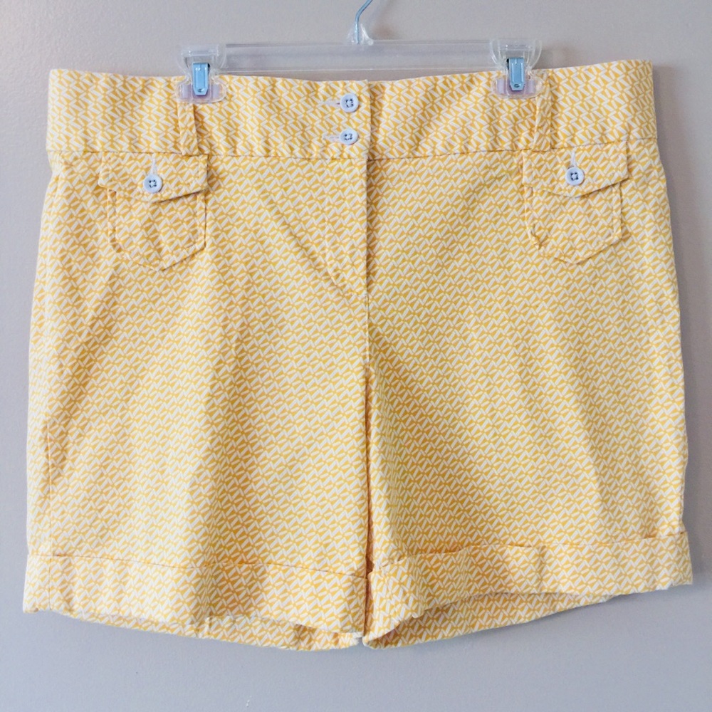 L.L.Bean women’s high waisted shorts size 18